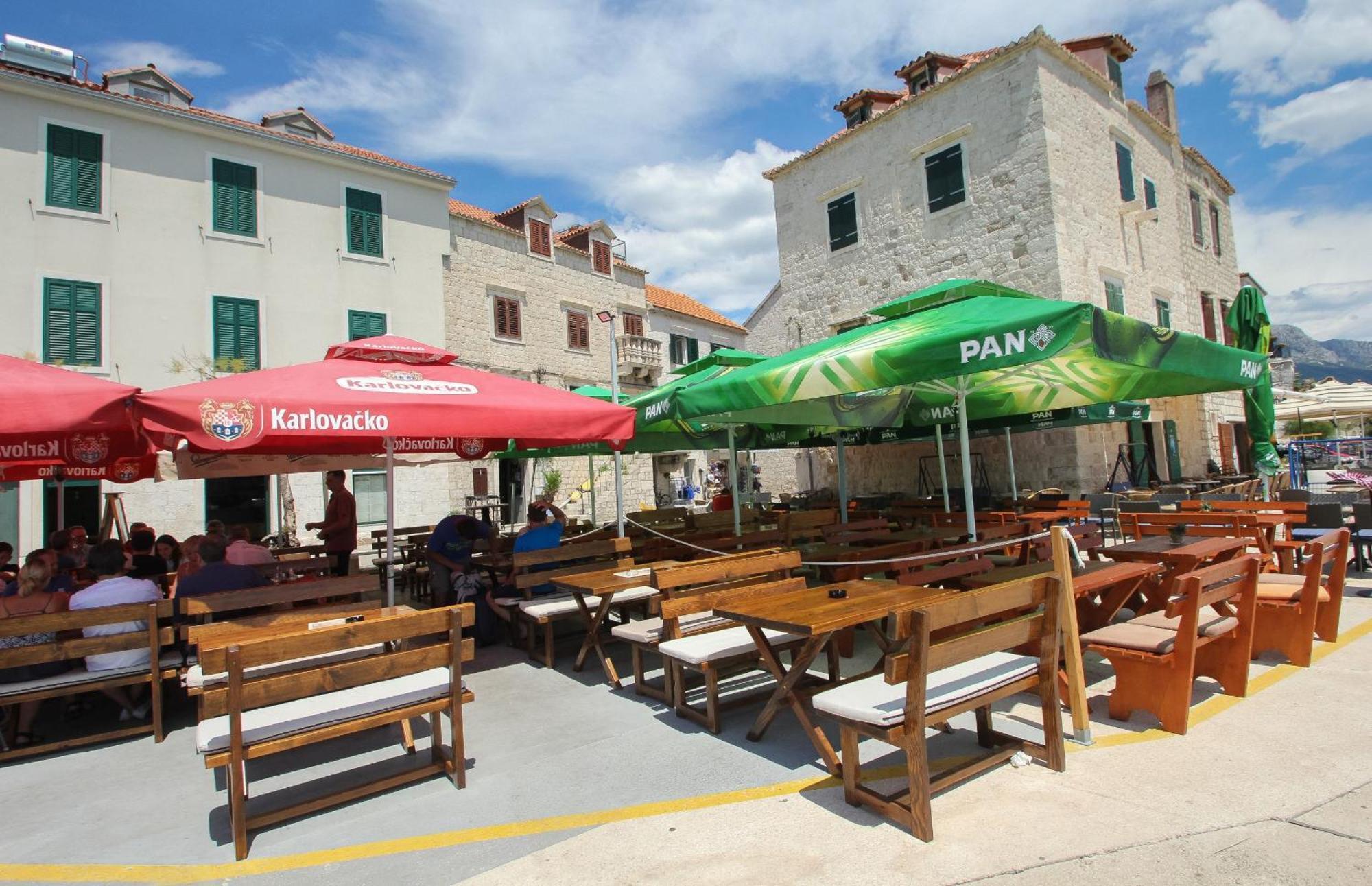Modern Apartment Nikola In A Quiet Area Kaštel Stari Extérieur photo