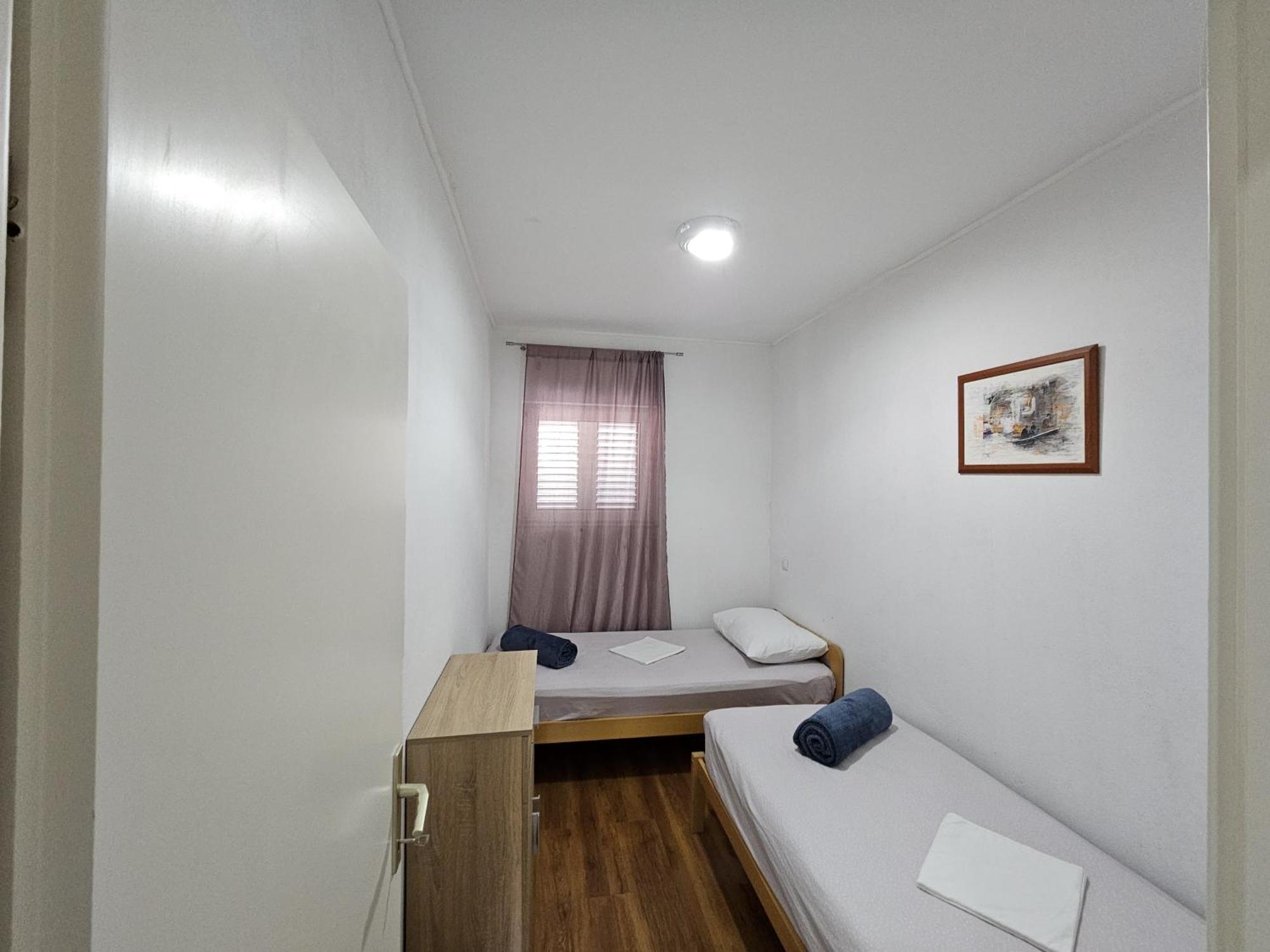Modern Apartment Nikola In A Quiet Area Kaštel Stari Extérieur photo